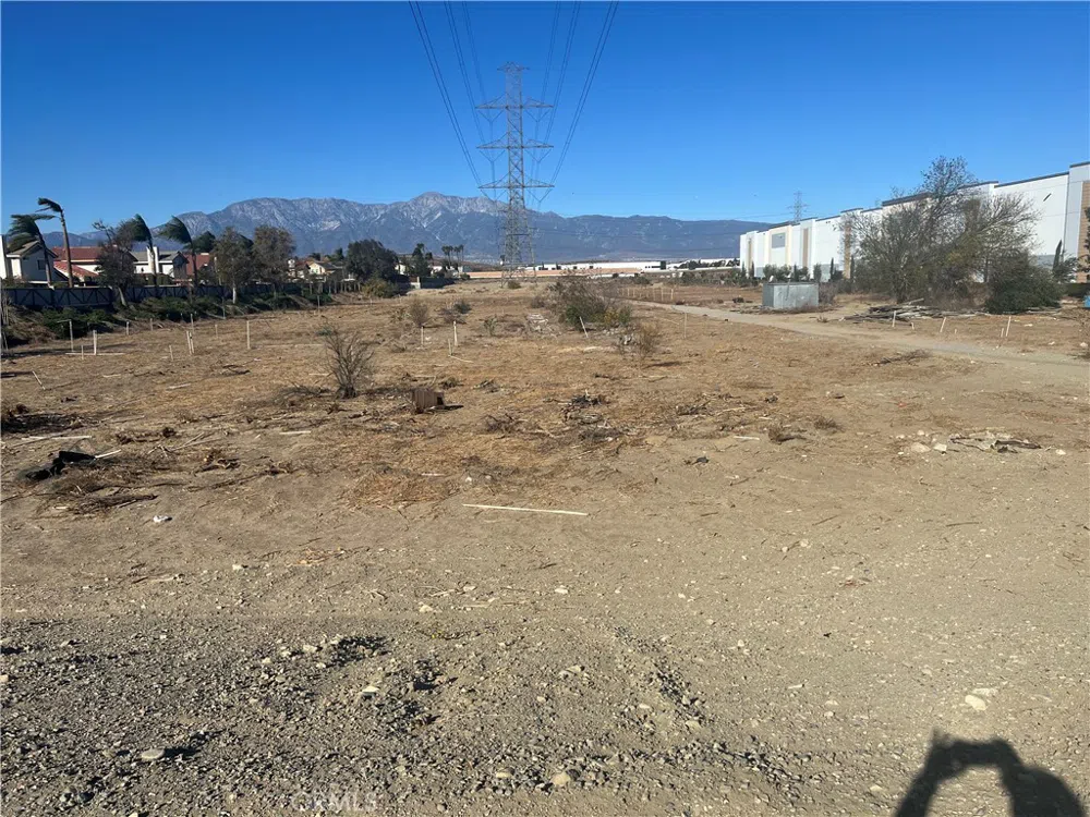 11130 E Riverside Drive Ontario, CA 91761