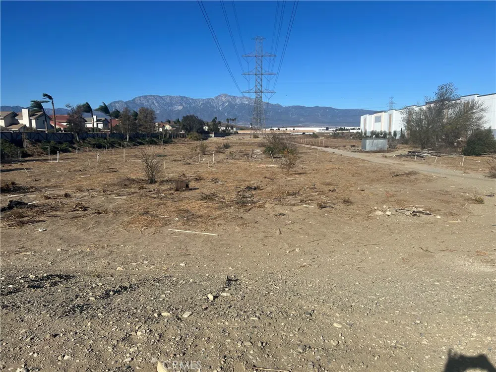 11130 E Riverside Drive Ontario, CA 91761