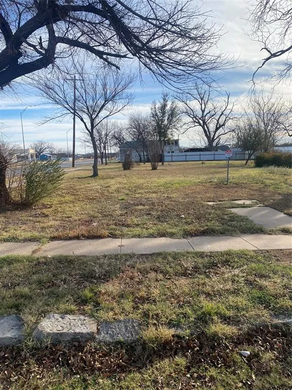 400 E Walnut Coleman, TX 76834