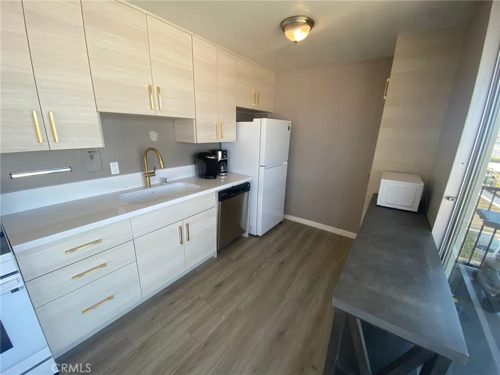 1006 E. Balboa Blvd #B Newport Beach, CA 92661