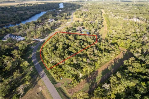 31811 Bayou Bend