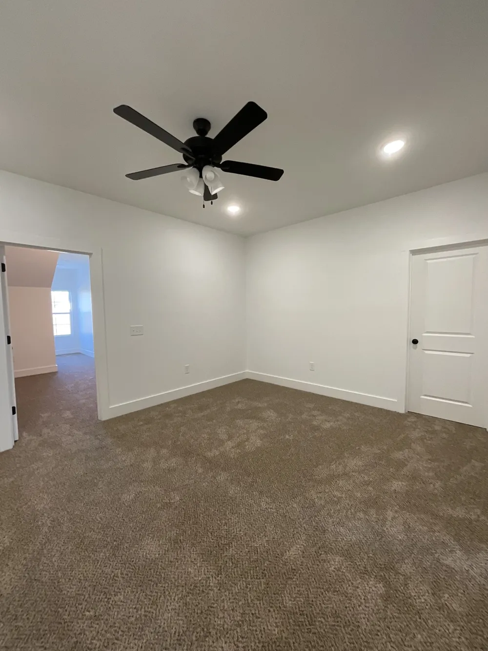 719 S Wall St Shelbyville, TN 37160