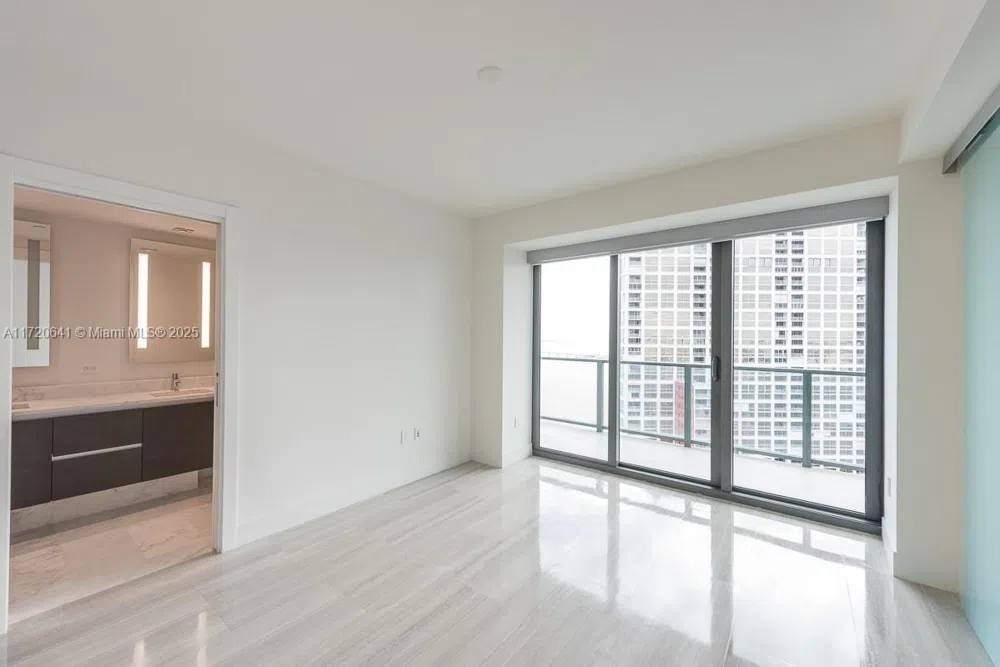 1451 Brickell Ave #2103 Miami, FL 33131