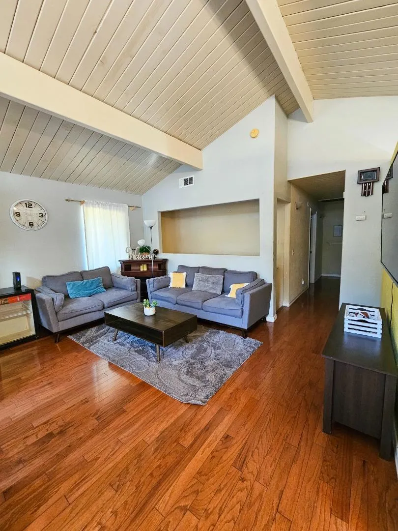 19418 Ferretti Road Groveland, CA 95321