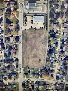 1230 Pioneer Road