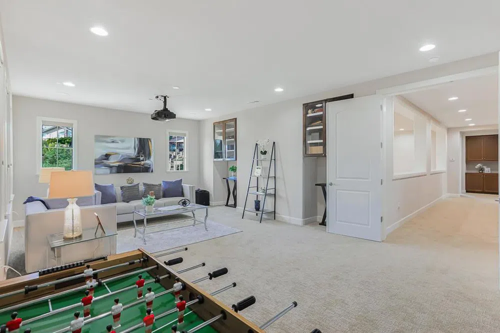 6352 Grand Oak Way San Jose, CA 95135