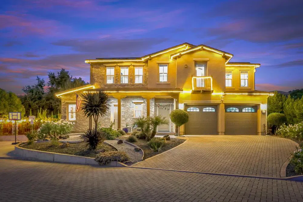 6352 Grand Oak Way San Jose, CA 95135