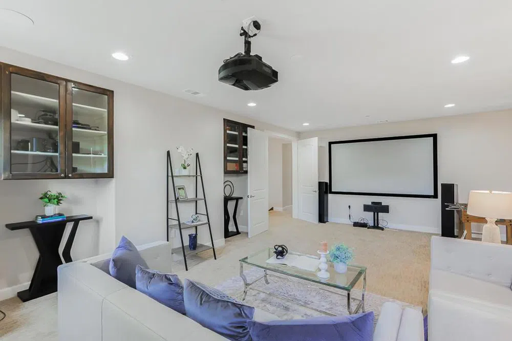 6352 Grand Oak Way San Jose, CA 95135