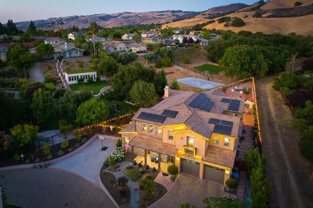6352 Grand Oak Way San Jose, CA 95135