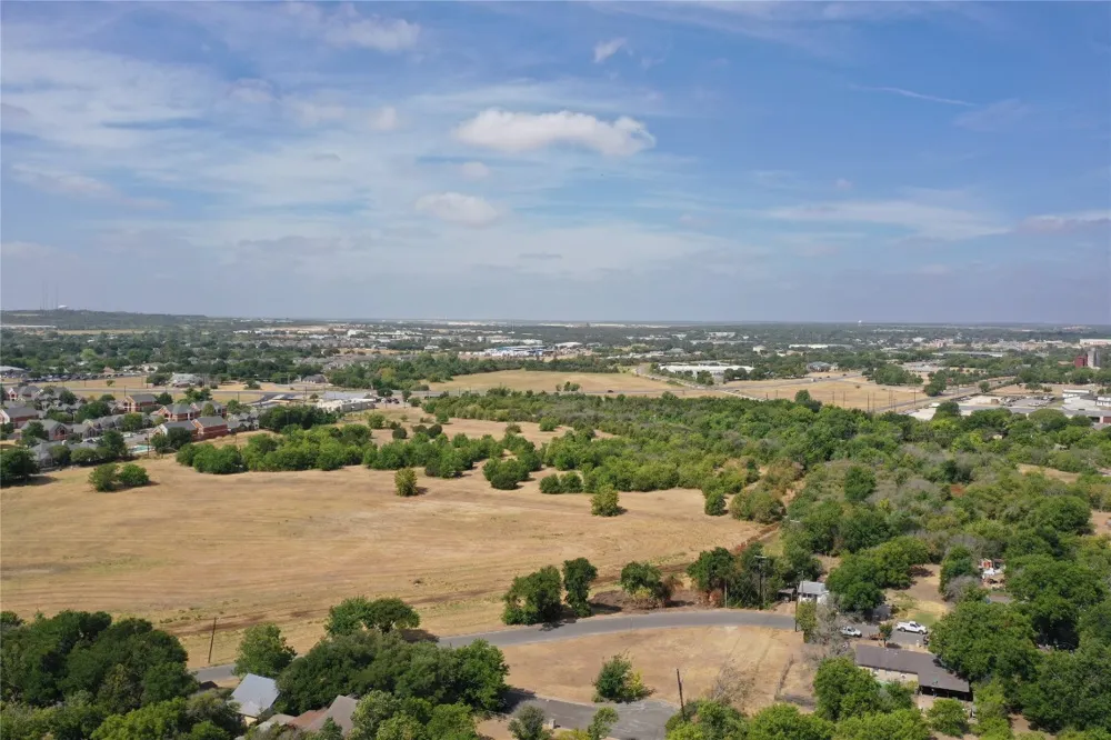 910 E 20th Street Georgetown, TX 78626