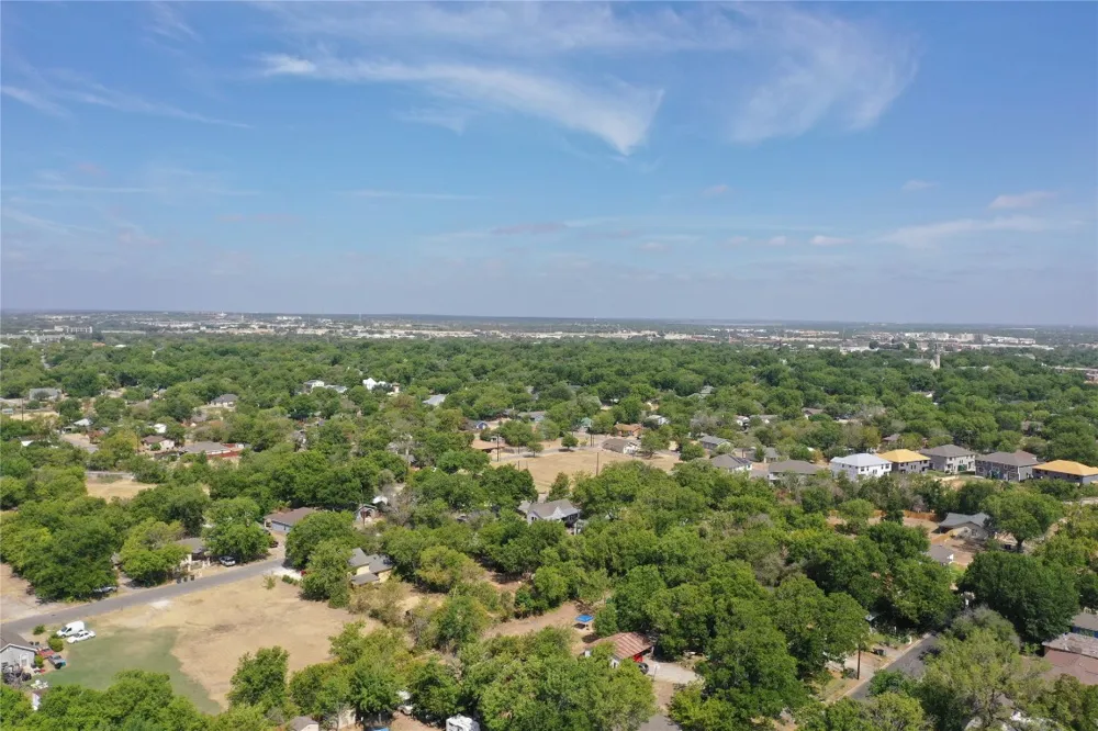 910 E 20th Street Georgetown, TX 78626