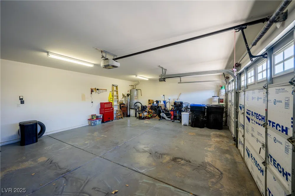 359 Hoskins Court Henderson, NV 89012