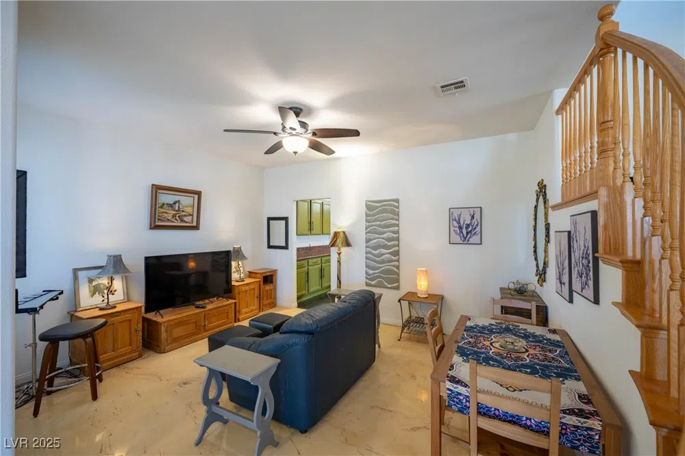 359 Hoskins Court Henderson, NV 89012