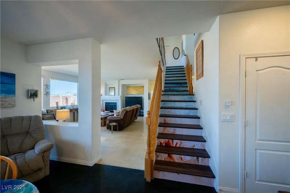 359 Hoskins Court Henderson, NV 89012