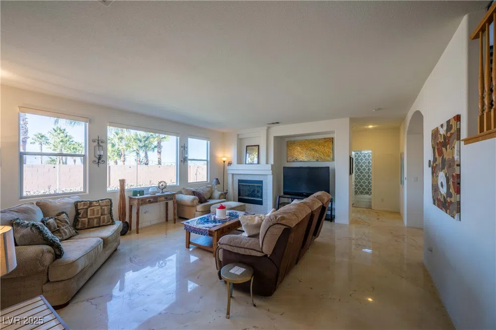 359 Hoskins Court Henderson, NV 89012
