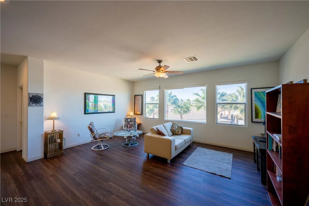 359 Hoskins Court Henderson, NV 89012