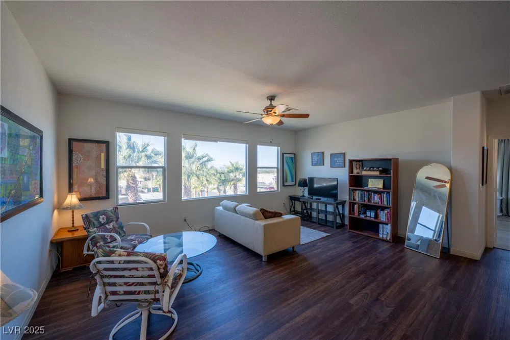 359 Hoskins Court Henderson, NV 89012