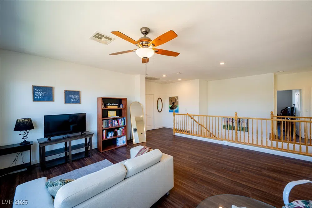 359 Hoskins Court Henderson, NV 89012