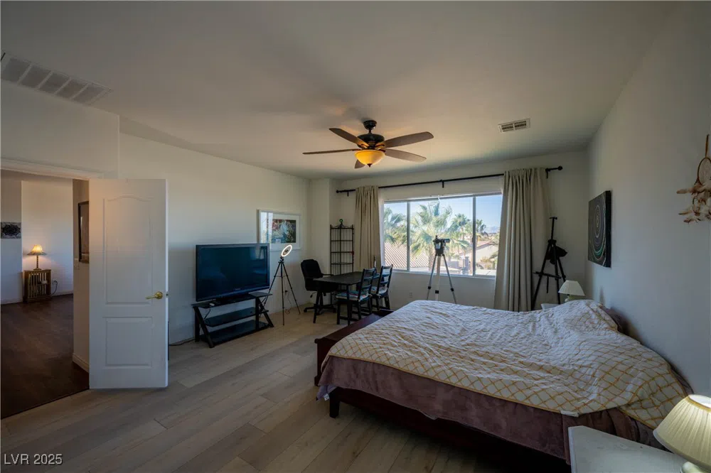 359 Hoskins Court Henderson, NV 89012