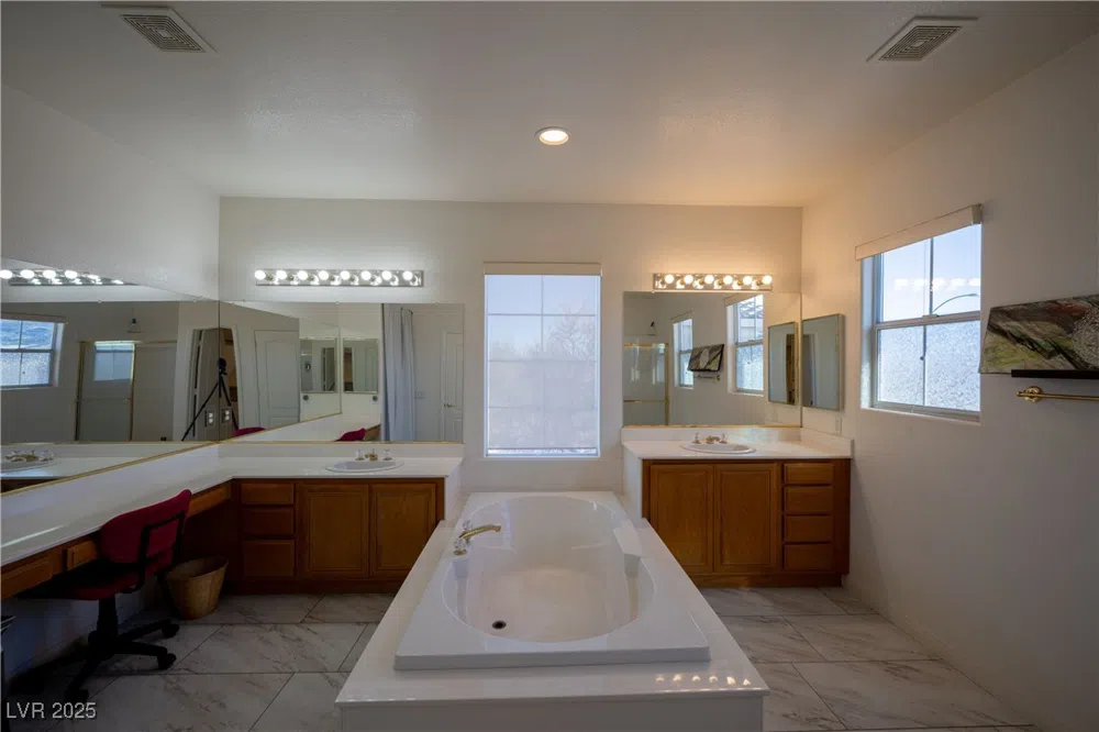 359 Hoskins Court Henderson, NV 89012