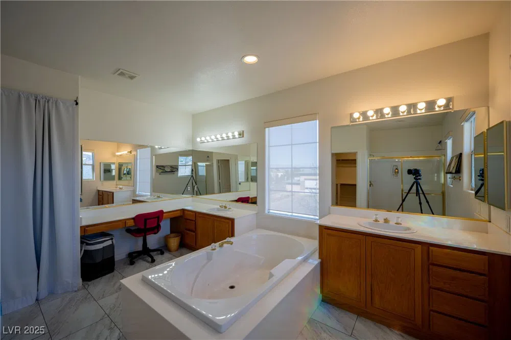359 Hoskins Court Henderson, NV 89012