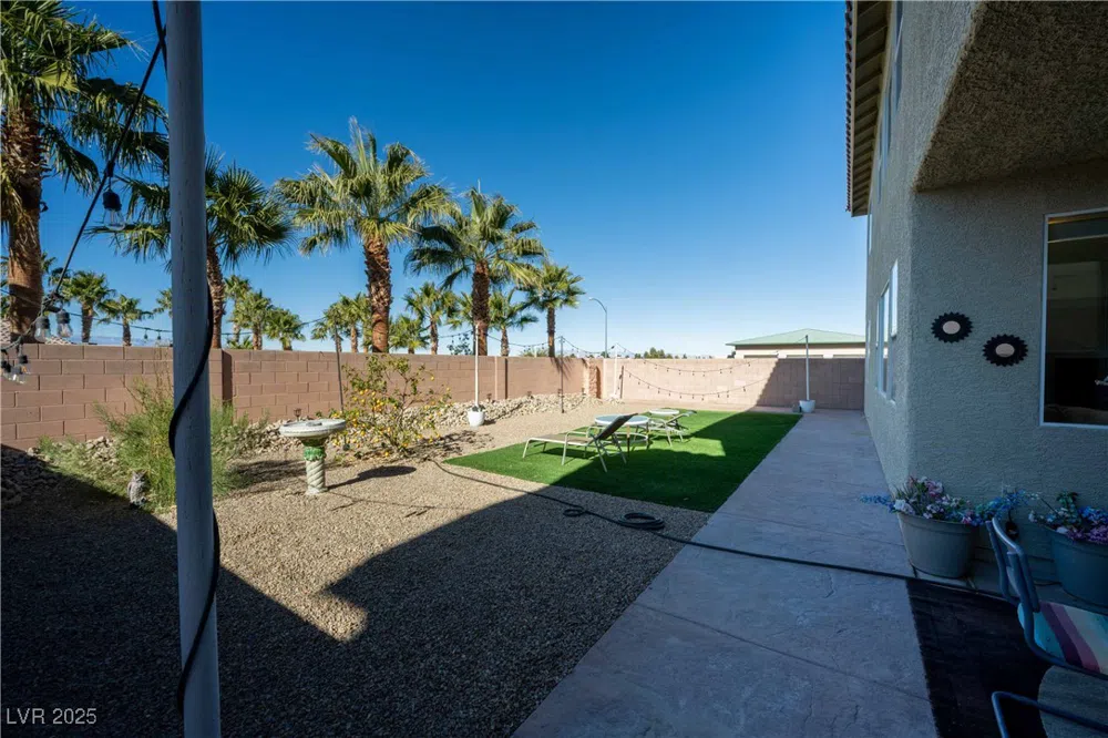 359 Hoskins Court Henderson, NV 89012