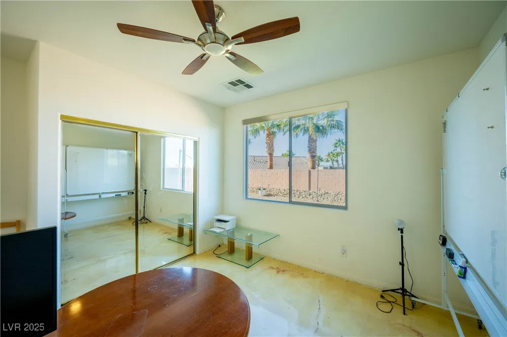 359 Hoskins Court Henderson, NV 89012