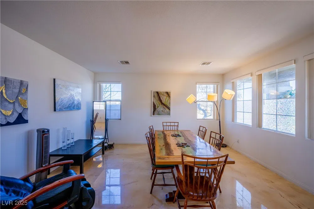 359 Hoskins Court Henderson, NV 89012