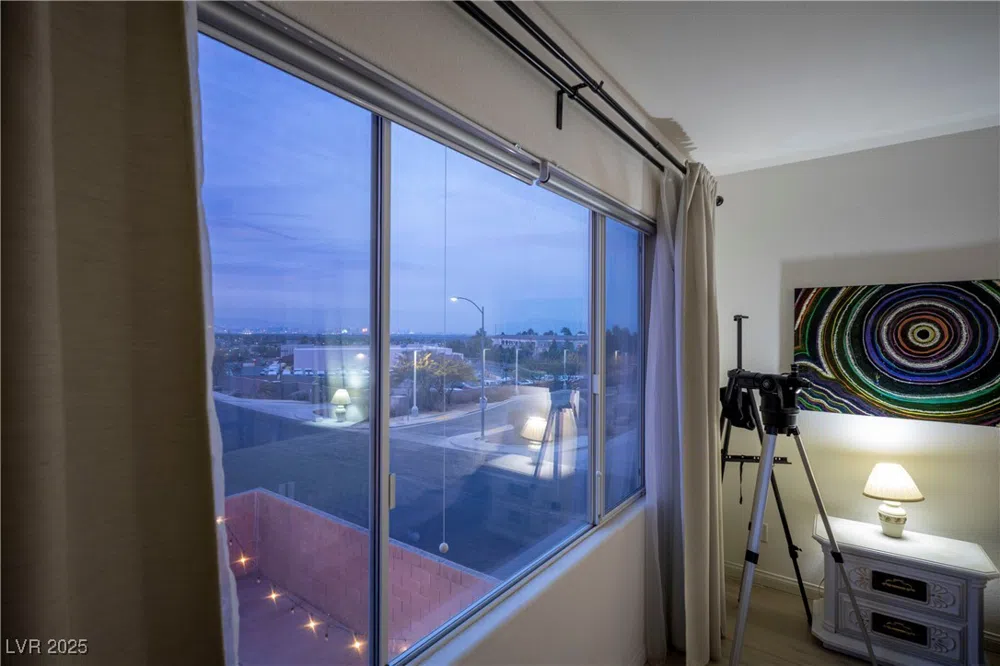 359 Hoskins Court Henderson, NV 89012