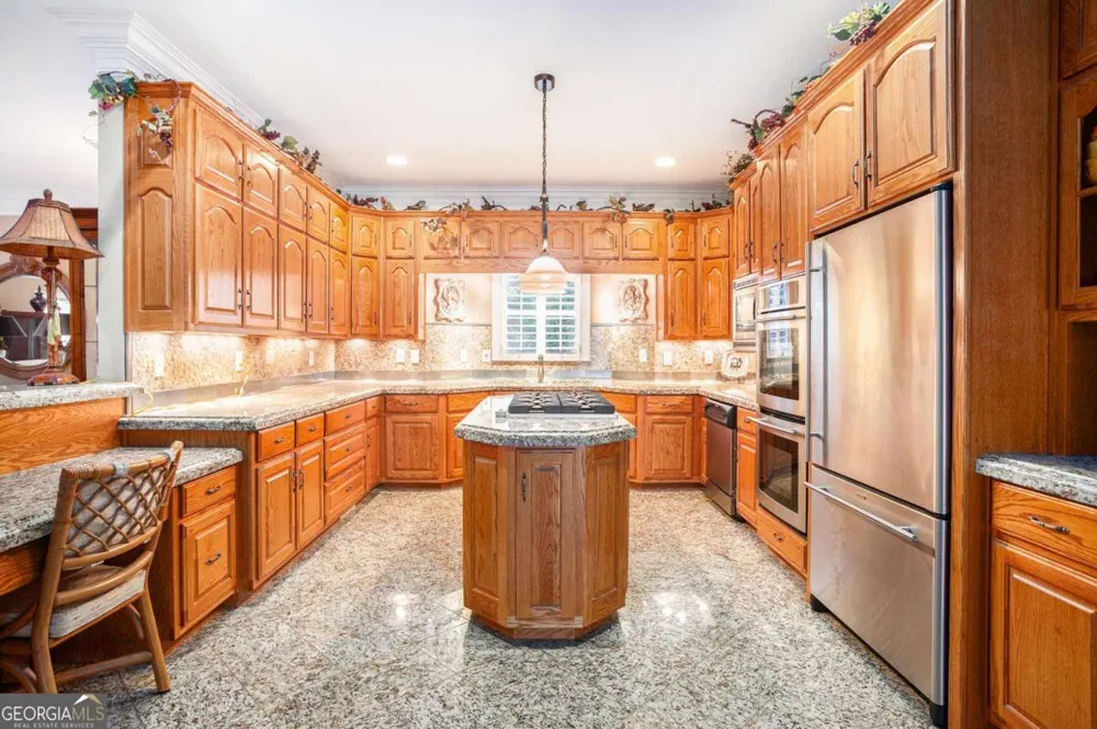 122 Tara DR Dawsonville, GA 30534