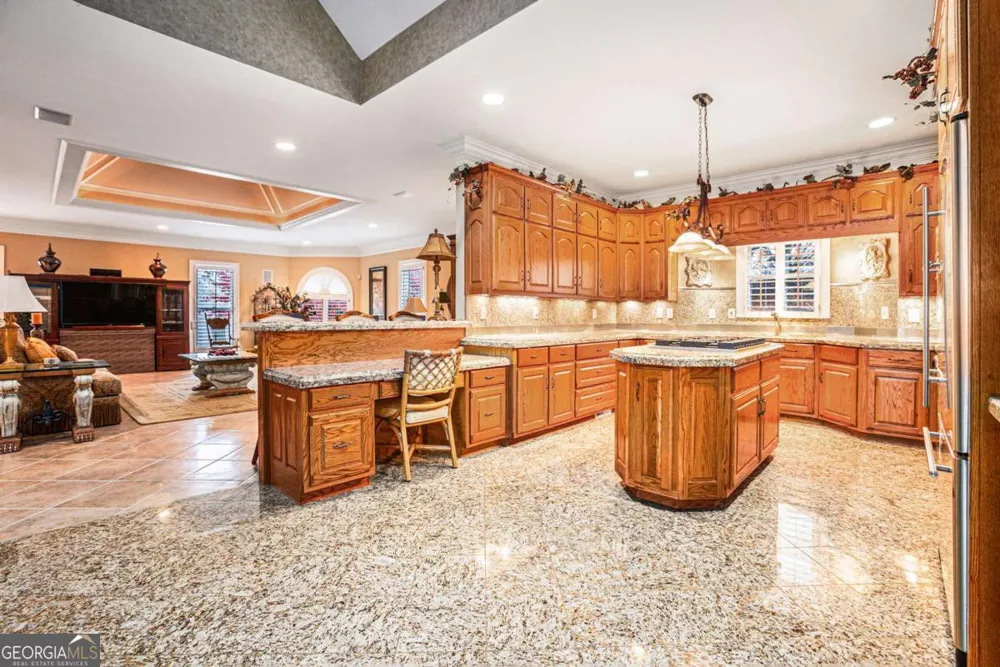 122 Tara DR Dawsonville, GA 30534