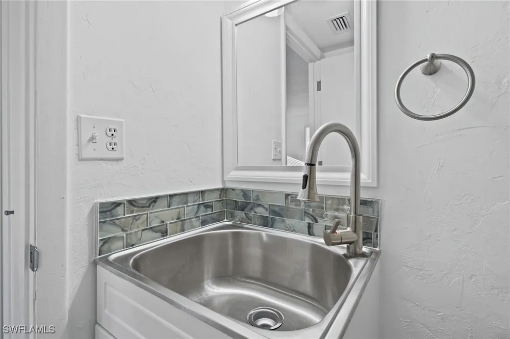 New South Province Boulevard #3 Fort Myers, FL 33907