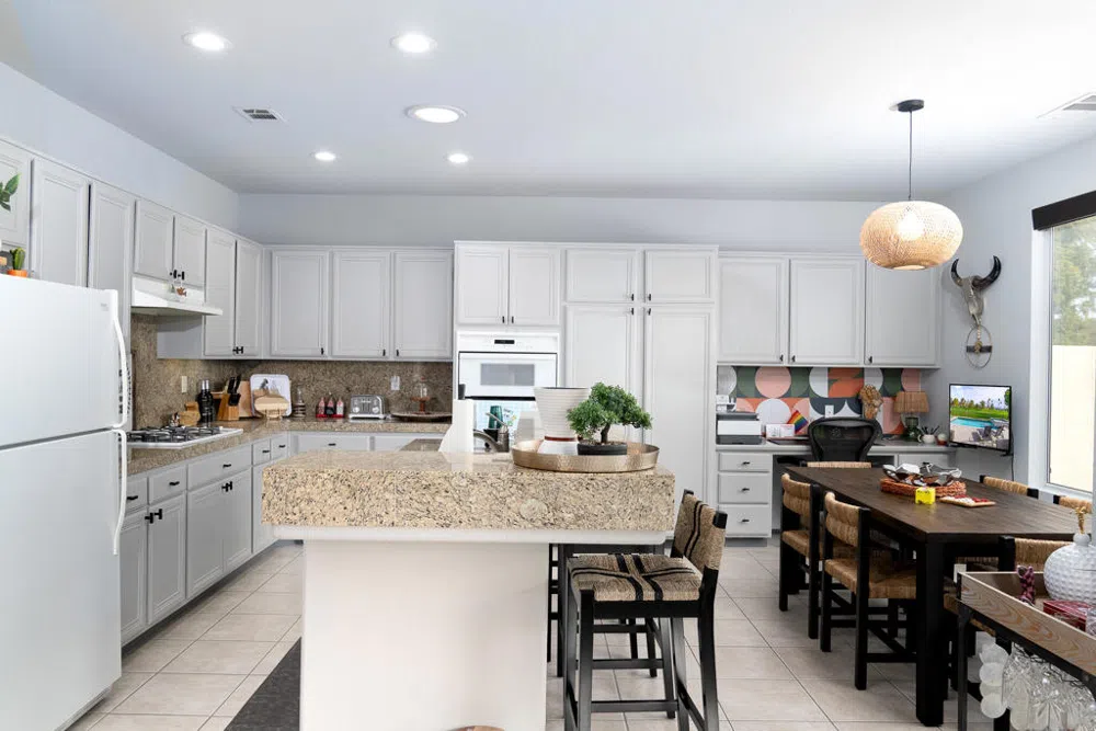 29348 W Laguna Drive Cathedral City, CA 92234