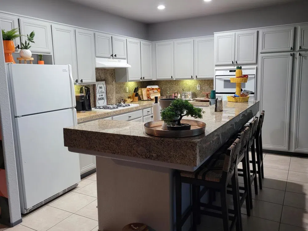 29348 W Laguna Drive Cathedral City, CA 92234