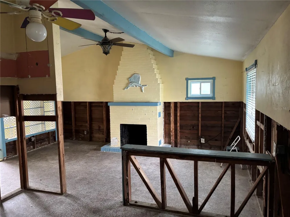 18006 4TH STREET E Redington Shores, FL 33708