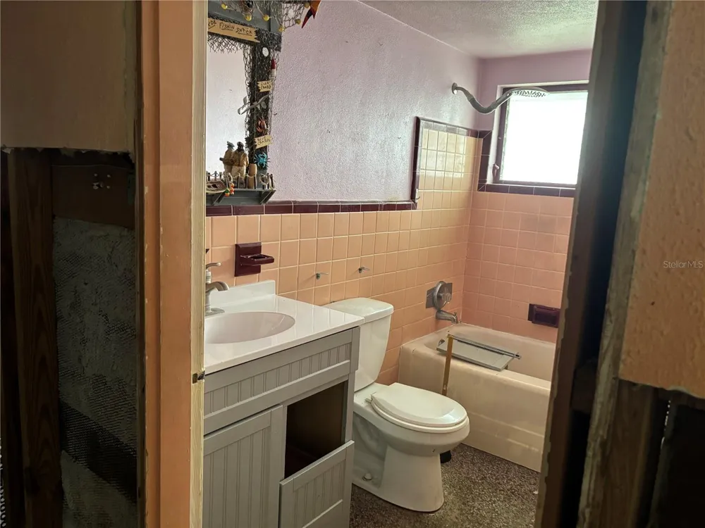 18006 4TH STREET E Redington Shores, FL 33708