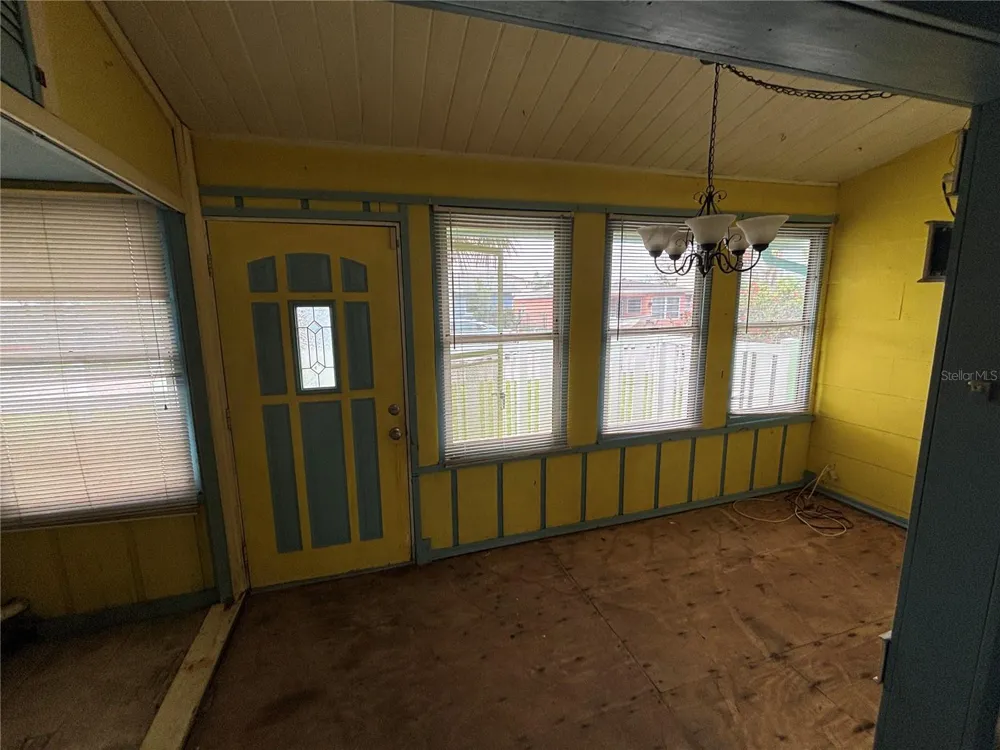 18006 4TH STREET E Redington Shores, FL 33708