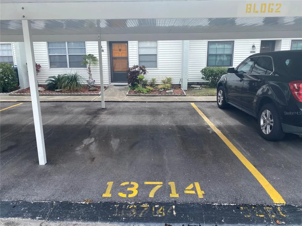 13714 MISSION OAKS BOULEVARD #13714 Seminole, FL 33776