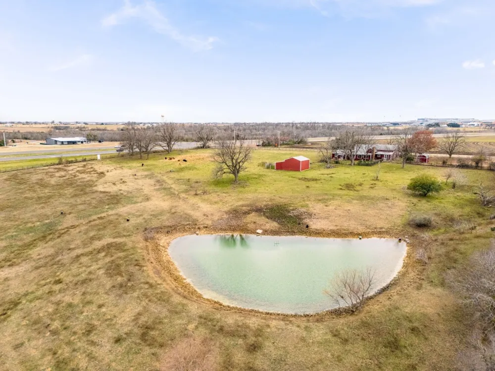 1201 S Rio Grande Street Taylor, TX 76574