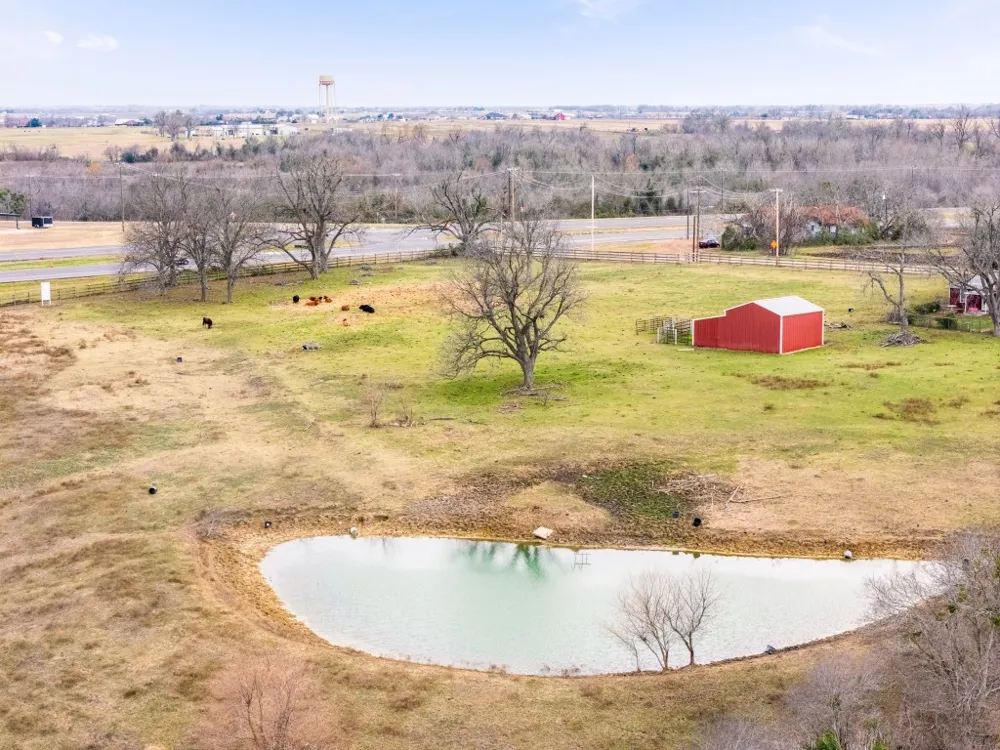 1201 S Rio Grande Street Taylor, TX 76574