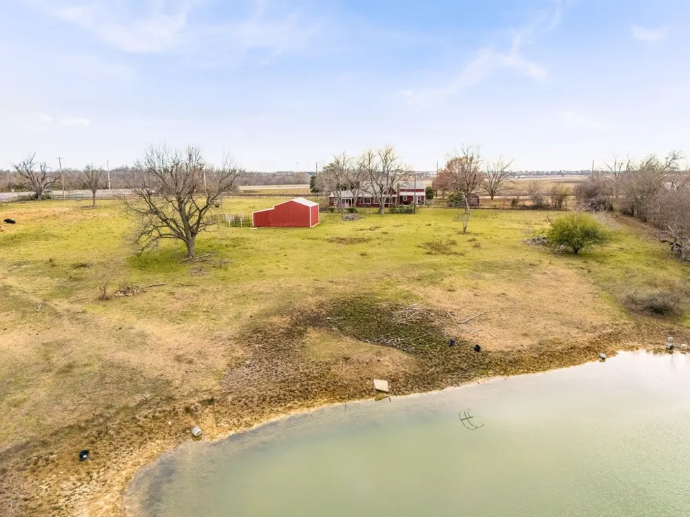 1201 S Rio Grande Street Taylor, TX 76574