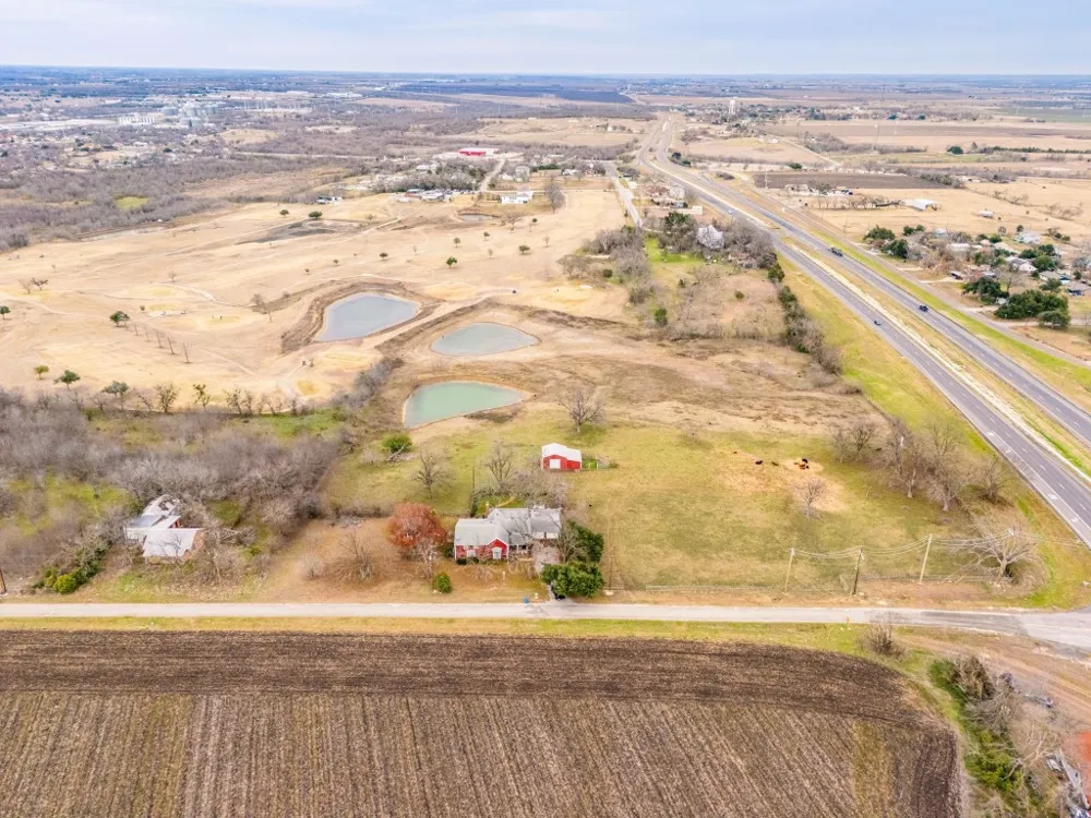 1201 S Rio Grande Street Taylor, TX 76574