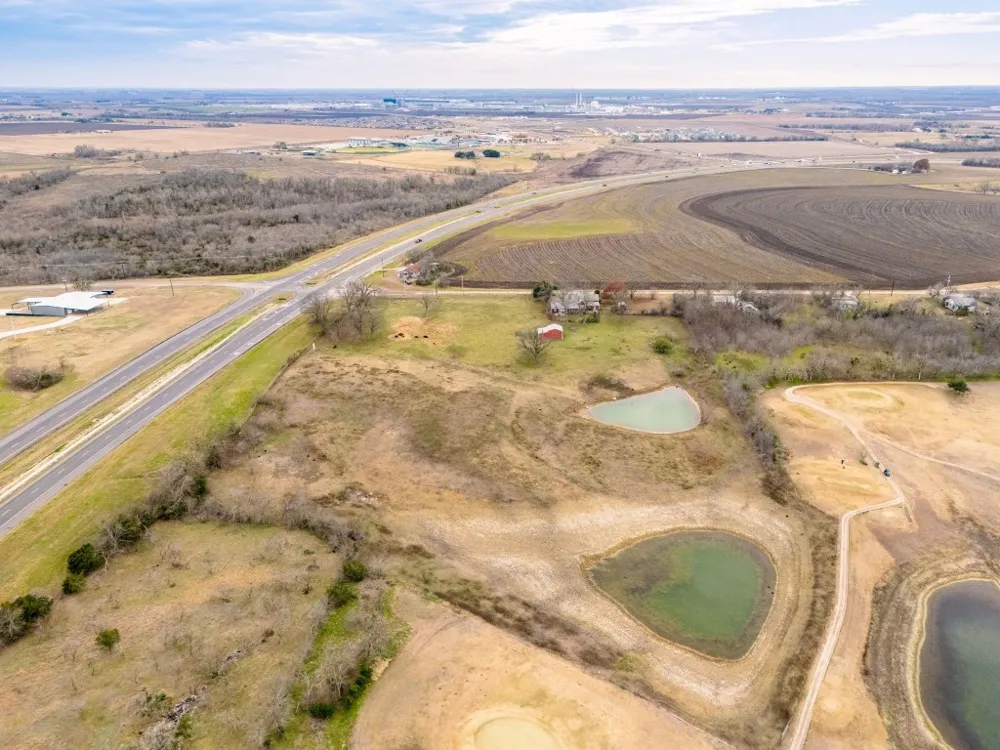 1201 S Rio Grande Street Taylor, TX 76574