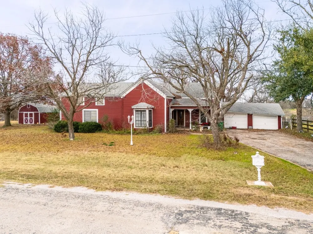 1201 S Rio Grande Street Taylor, TX 76574