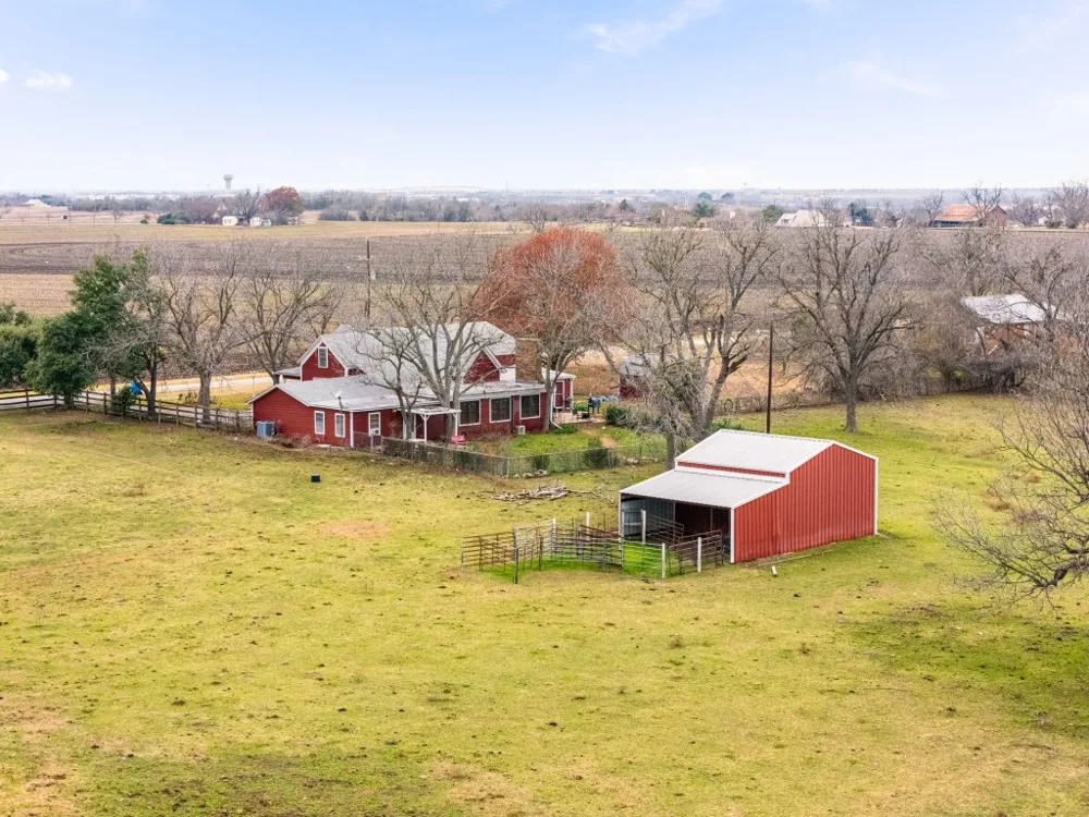 1201 S Rio Grande Street Taylor, TX 76574