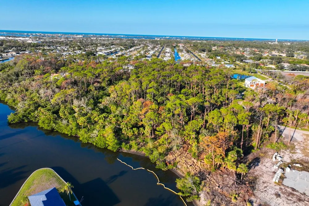 971 LAMPP DRIVE Englewood, FL 34223