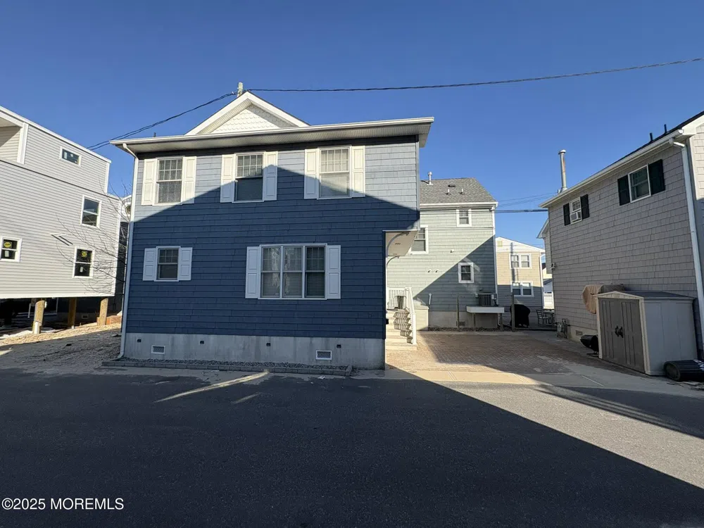 30 E Bay Way Lavallette, NJ 08735