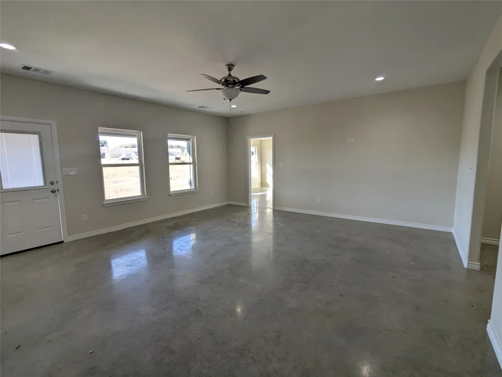 1023 Fieldstone Drive Lampasas, TX 76550