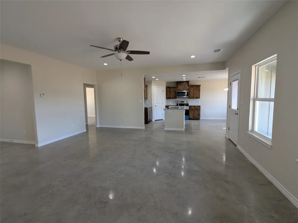 1023 Fieldstone Drive Lampasas, TX 76550