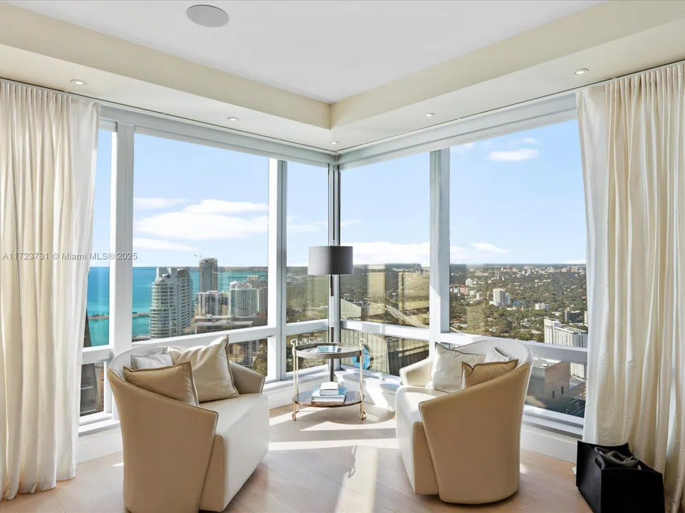 1425 Brickell Ave #52BC Miami, FL 33131